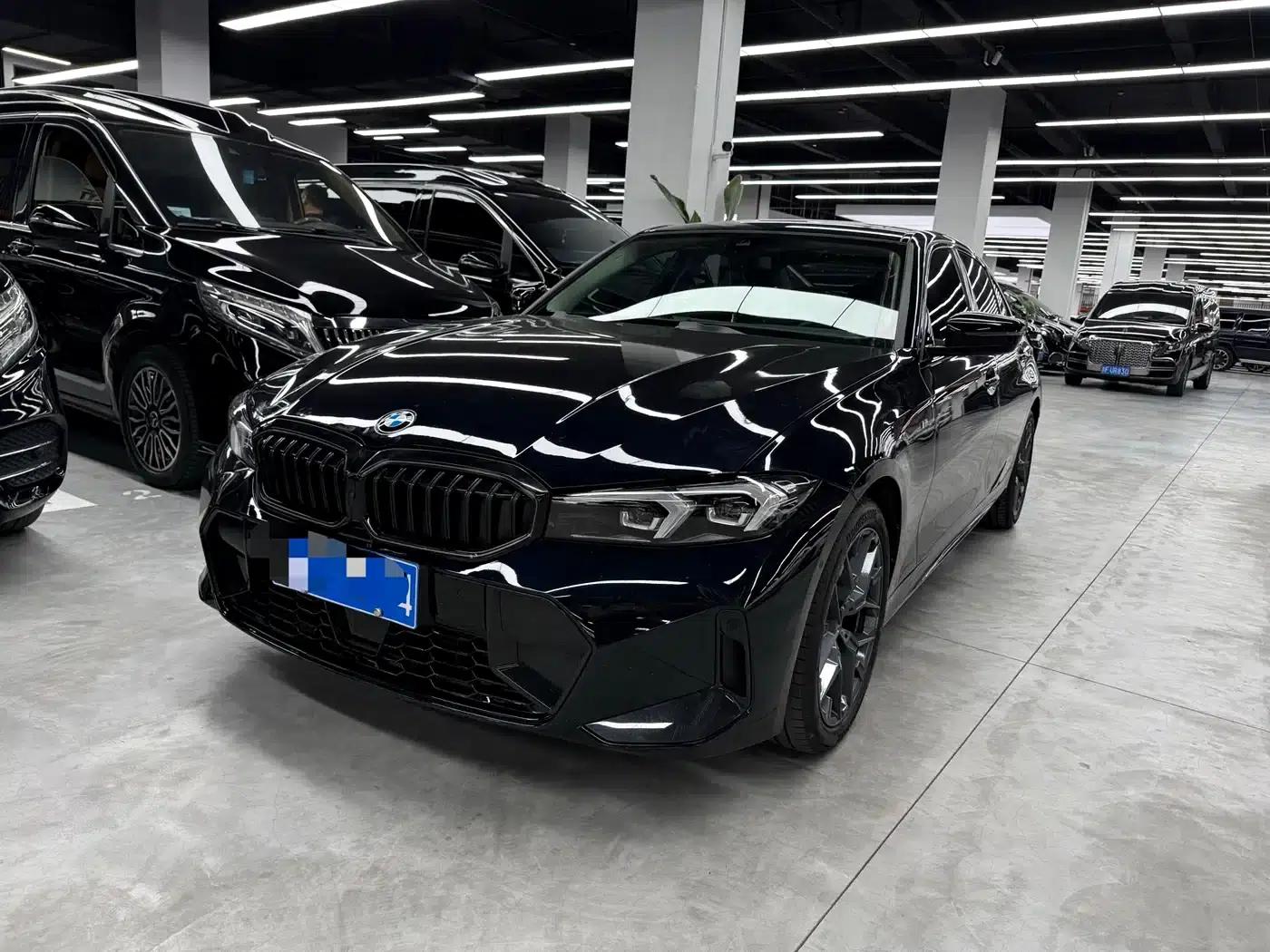 2025 BMW 3 Series 325i M Sport Package — миниатюра 1