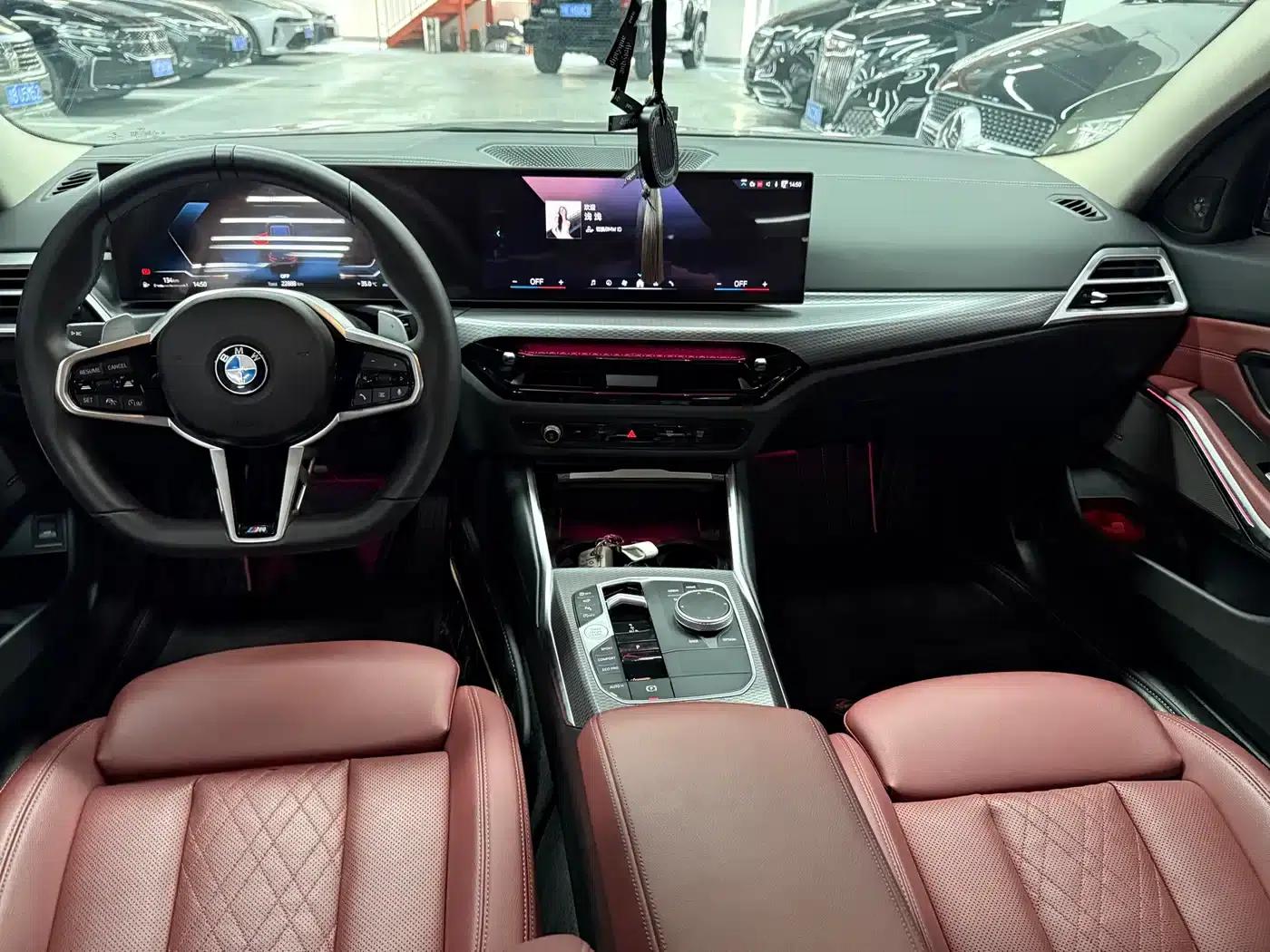 2025 BMW 3 Series 325i M Sport Package — миниатюра 12