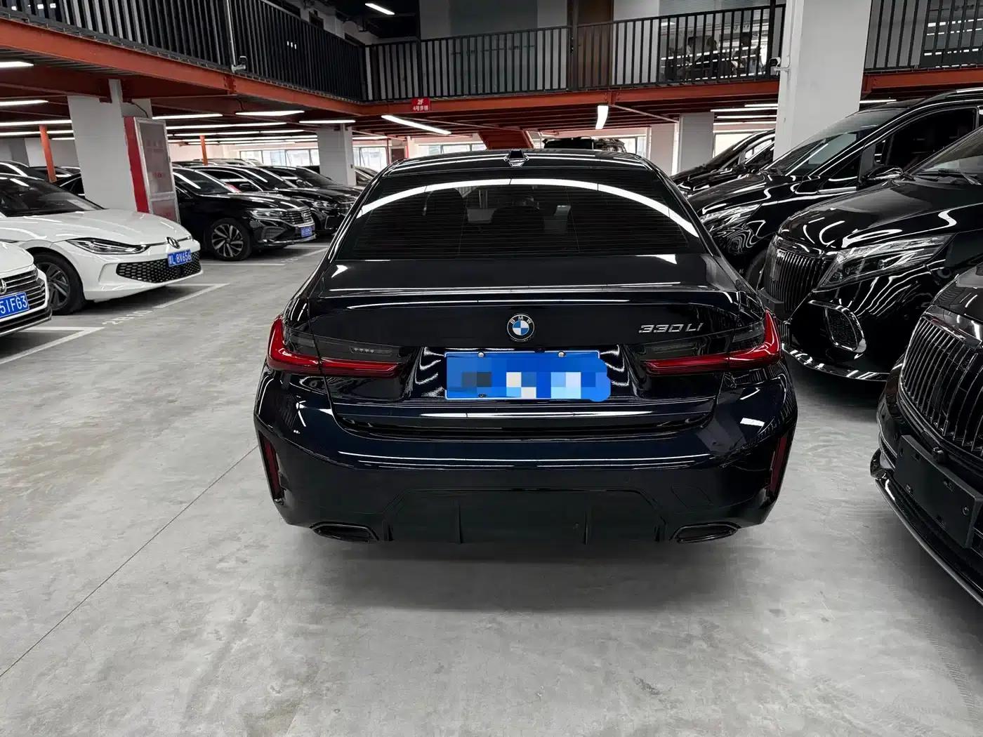2025 BMW 3 Series 325i M Sport Package — миниатюра 14