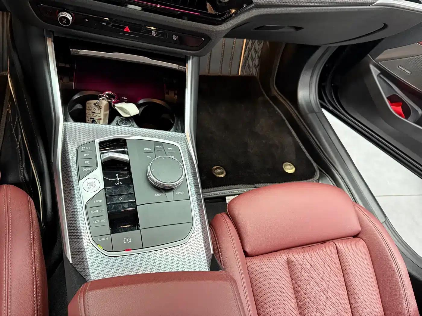 2025 BMW 3 Series 325i M Sport Package — миниатюра 8