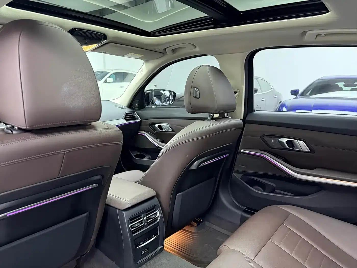 2021 BMW 3 Series 325Li M Sport Shadow Edition — миниатюра 11