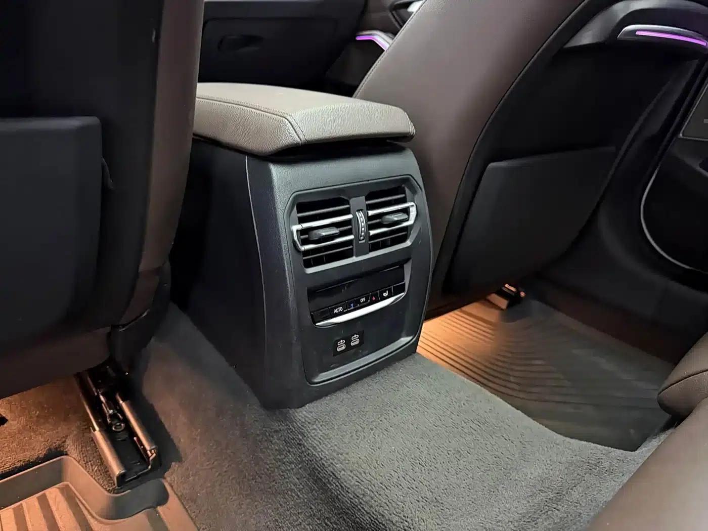 2021 BMW 3 Series 325Li M Sport Shadow Edition — миниатюра 12