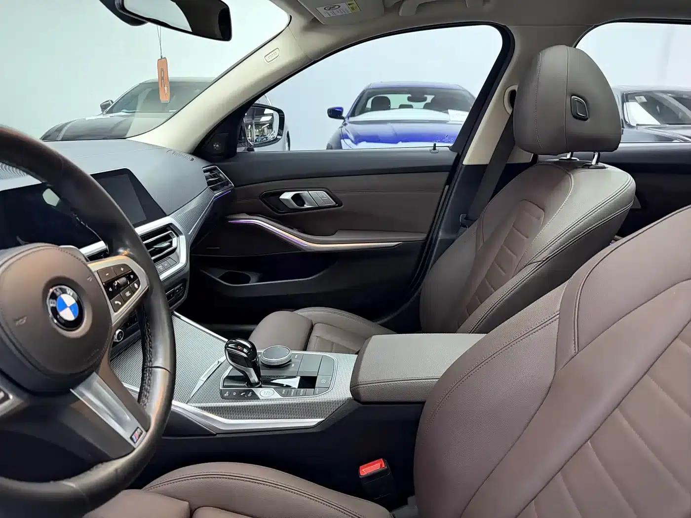 2021 BMW 3 Series 325Li M Sport Shadow Edition — миниатюра 5