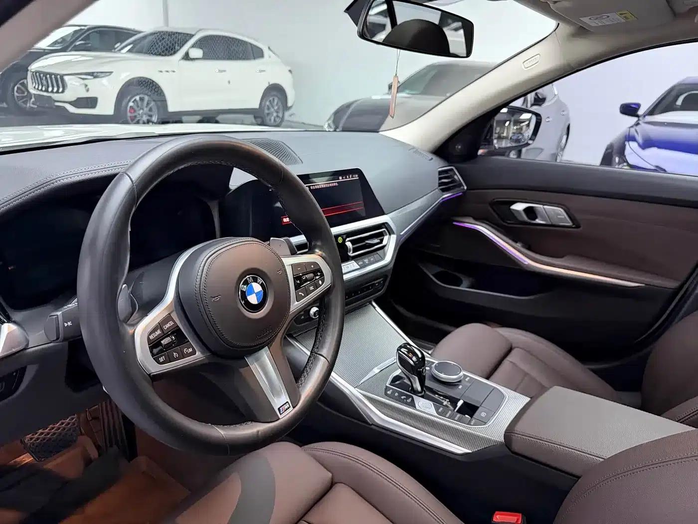 2021 BMW 3 Series 325Li M Sport Shadow Edition — миниатюра 6