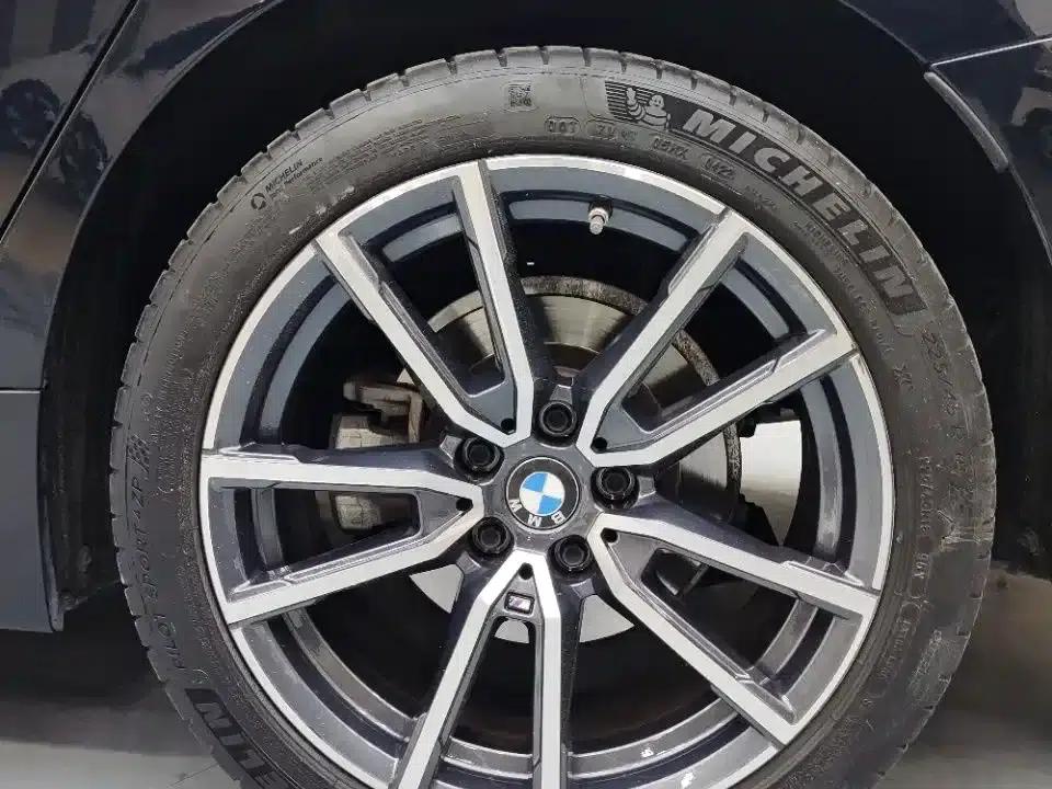 2022 BMW 3 Series 320Li M Sport Package — миниатюра 17