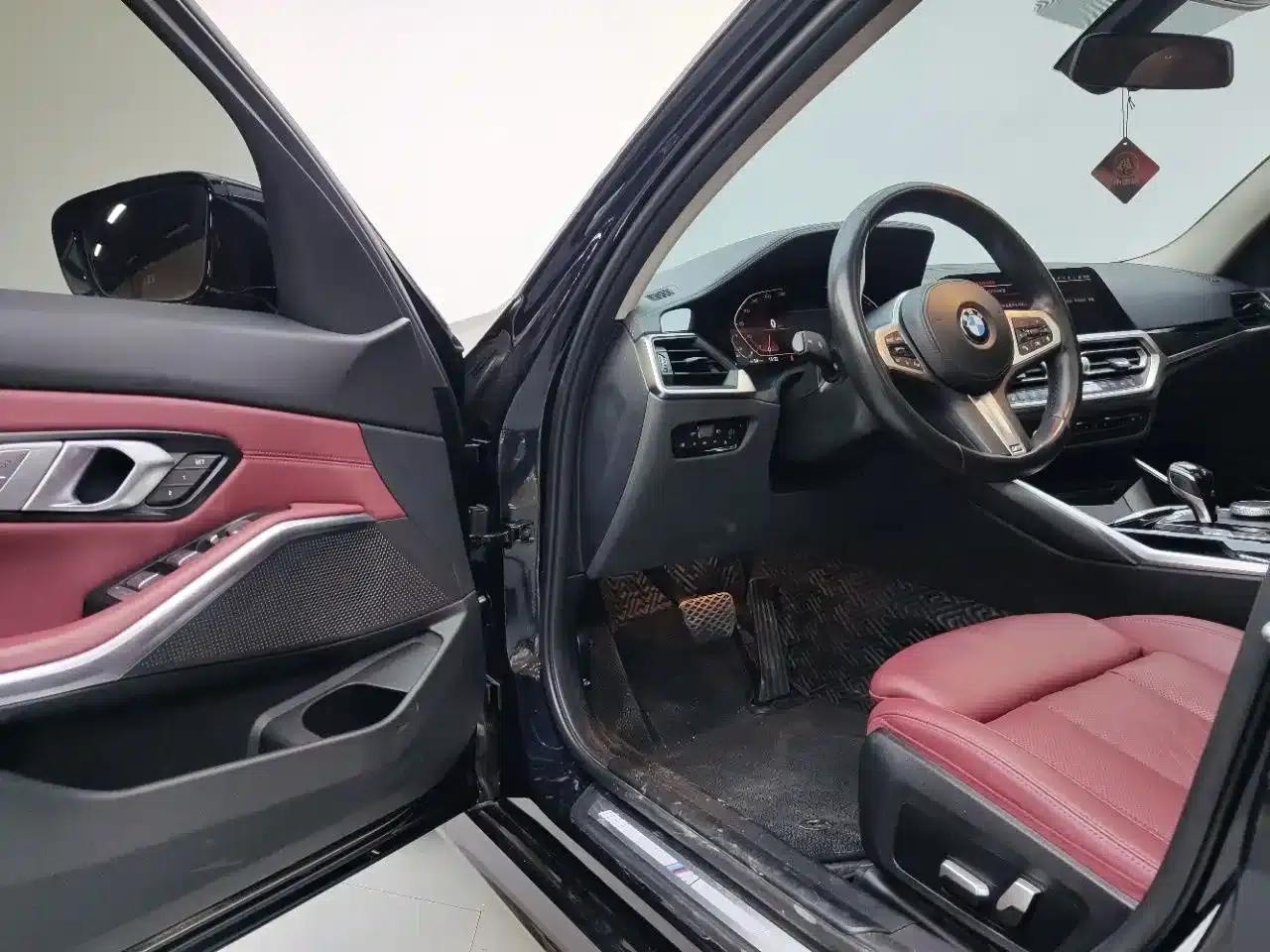 2022 BMW 3 Series 320Li M Sport Package — миниатюра 9