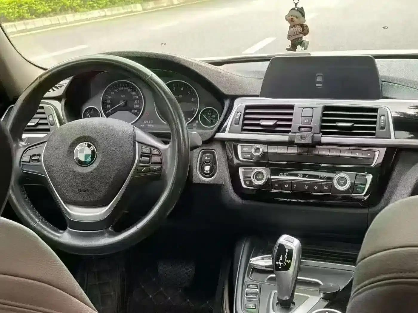 BMW 3 Series 2018 320Li Fashion Edition — миниатюра 7
