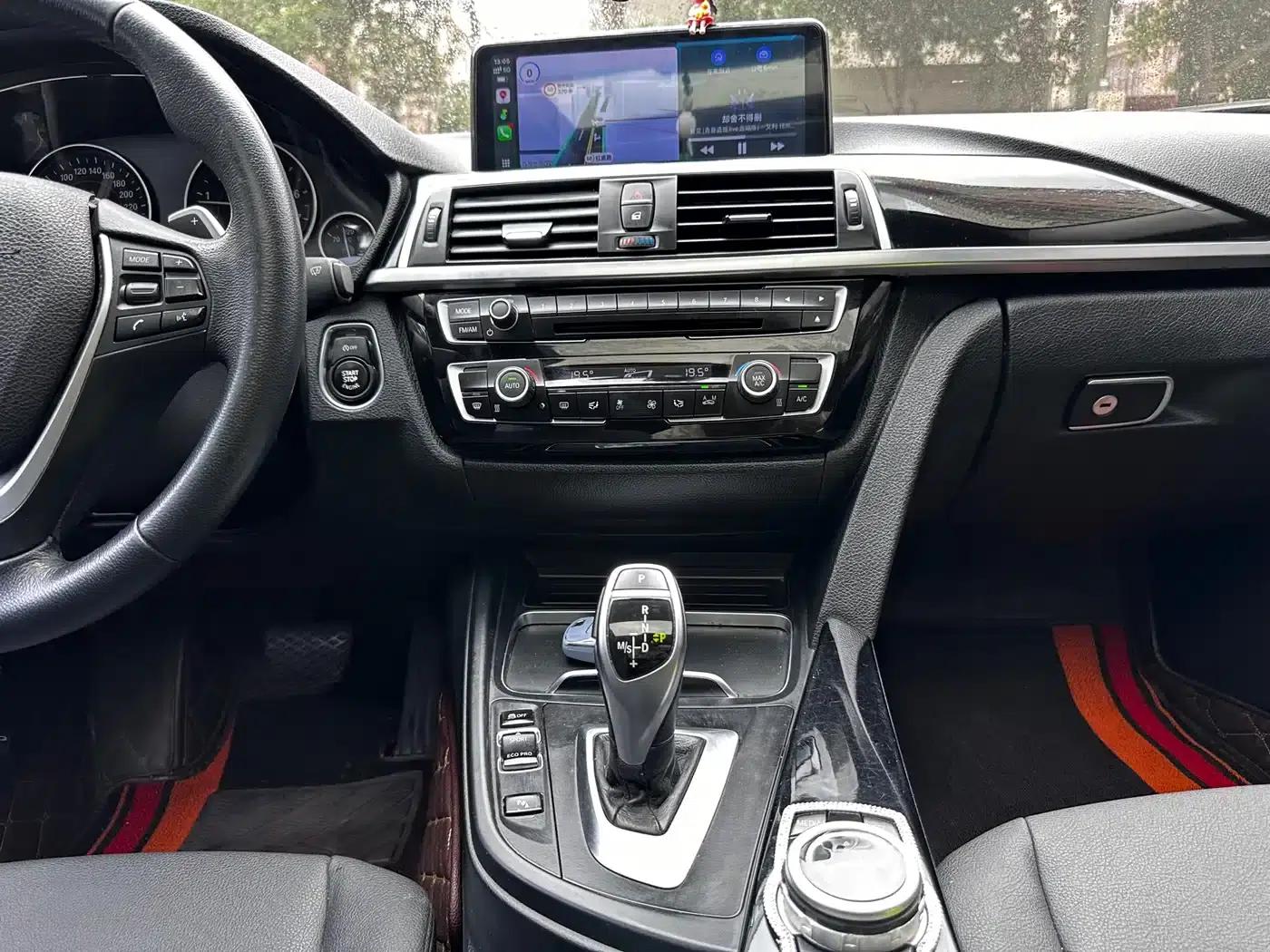 2017 BMW 3 Series 320Li M Sport — миниатюра 29
