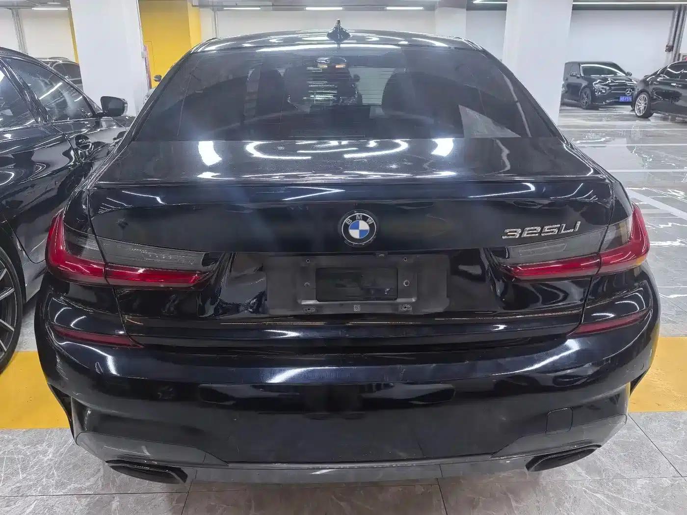 2021 BMW 3 Series 325Li M Sport Shadow Edition — миниатюра 12