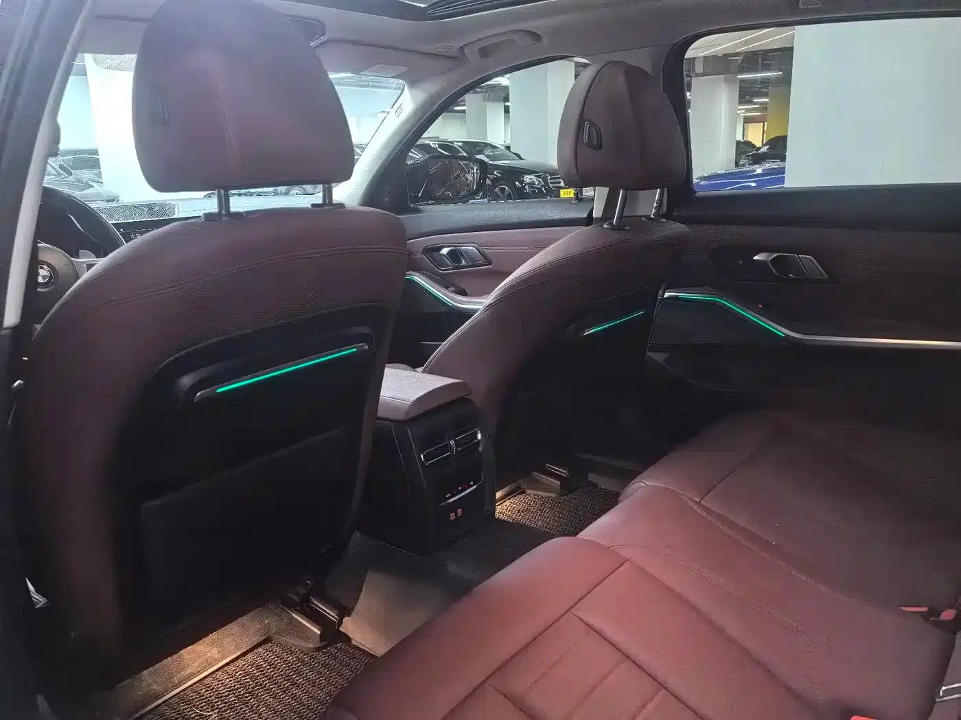 2021 BMW 3 Series 325Li M Sport Shadow Edition — миниатюра 9