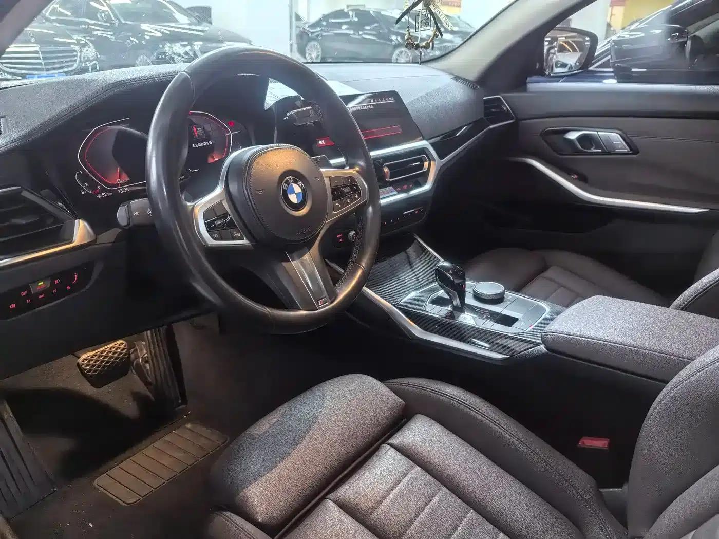 2020 BMW 3 Series 320Li M Sport Package — миниатюра 4