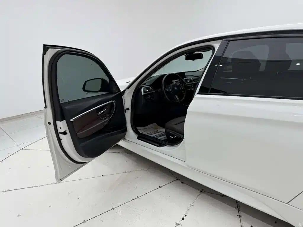 2018 BMW 3 Series 320Li M Sport Shadow Edition — миниатюра 13