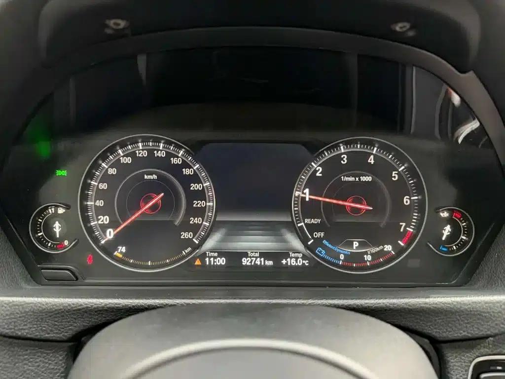 2018 BMW 3 Series 320Li M Sport Shadow Edition — миниатюра 23