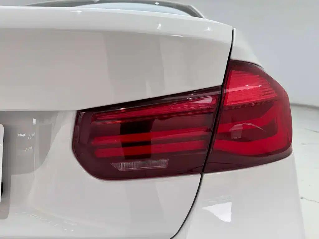 2018 BMW 3 Series 320Li M Sport Shadow Edition — миниатюра 10
