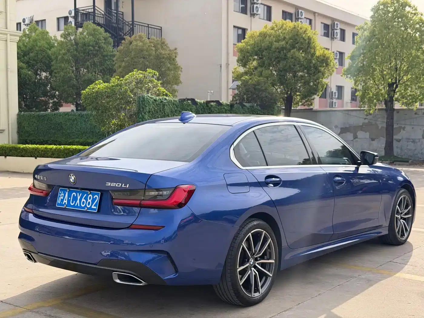 2021 BMW 3 Series Facelift 320Li M Sport Package — миниатюра 9