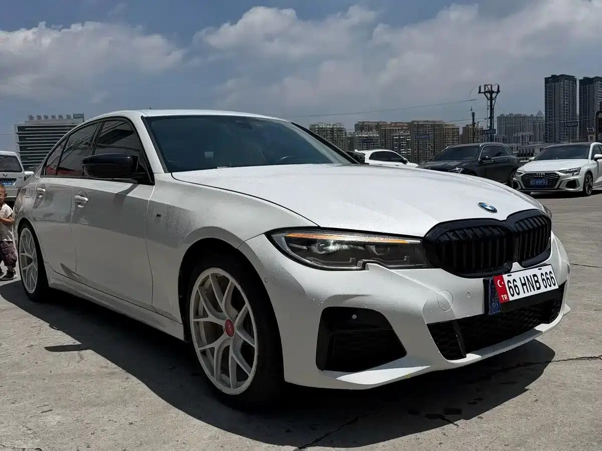 2020 BMW 3 Series 330i M Sport Shadow Edition — миниатюра 3