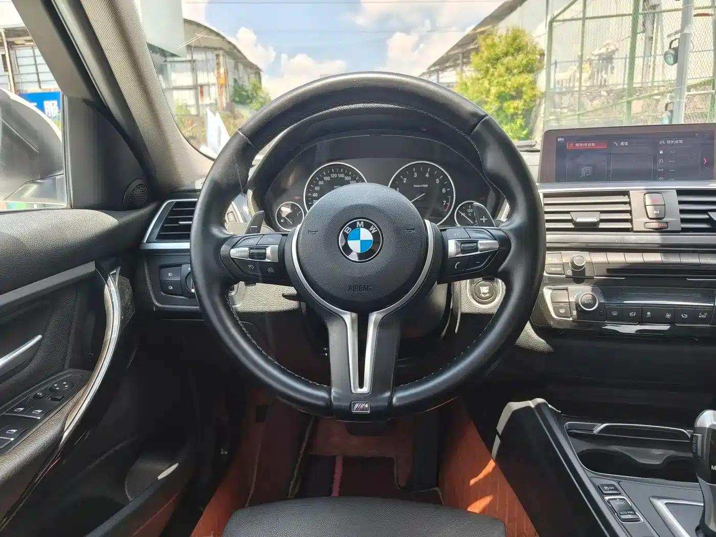 BMW 3 Series 2019 320Li Fashion Edition — миниатюра 9
