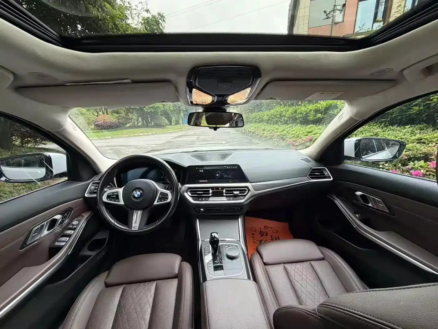 2022 BMW 3 Series 325i M Sport Package — миниатюра 5
