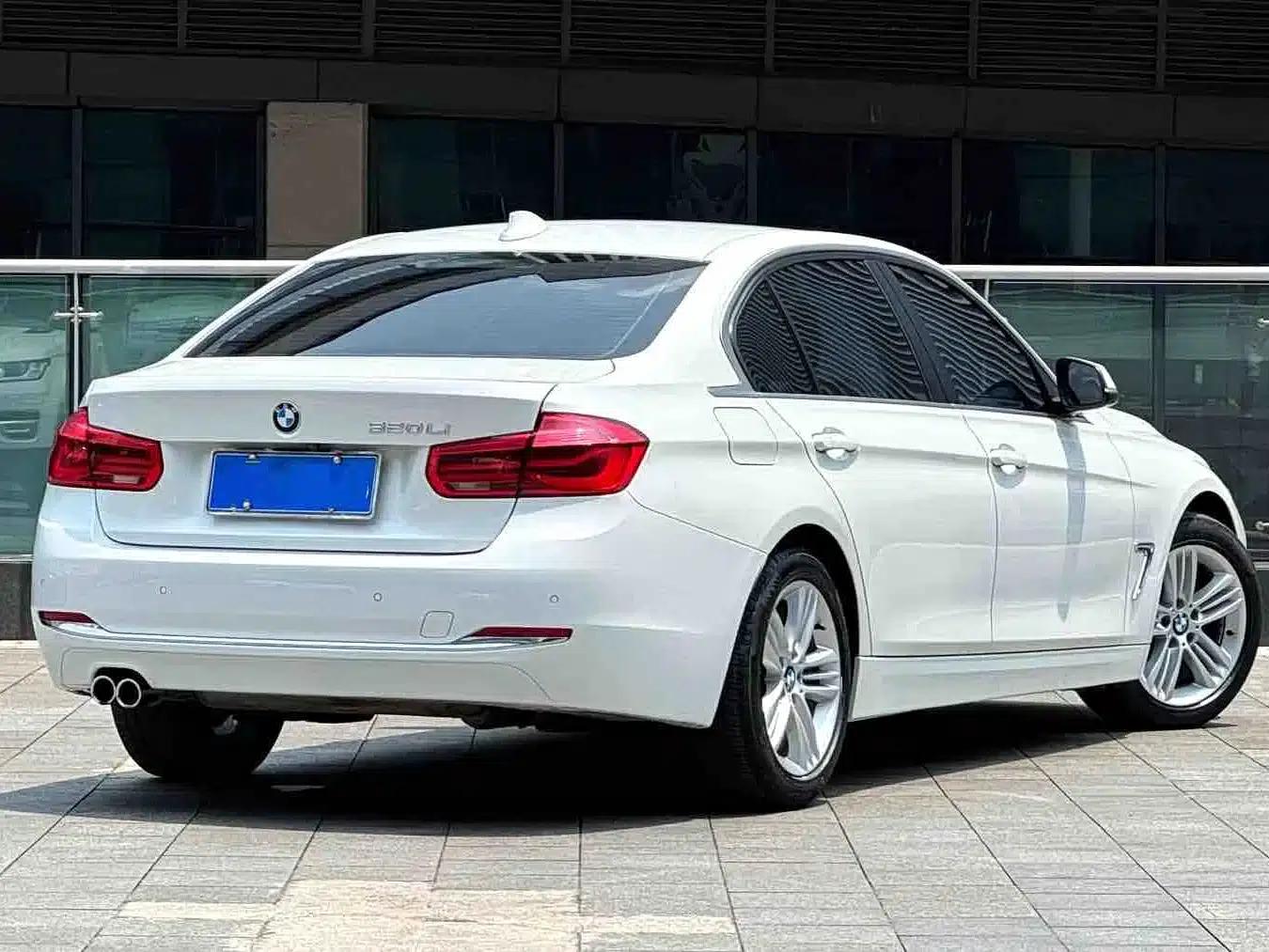 2017 BMW 3 Series 320Li Fashion Edition — миниатюра 3
