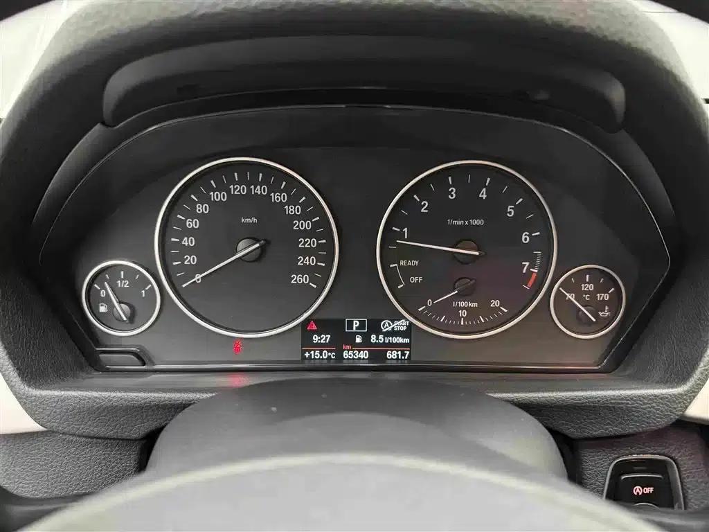 2016 BMW 3 Series 320i Fashion Edition — миниатюра 18