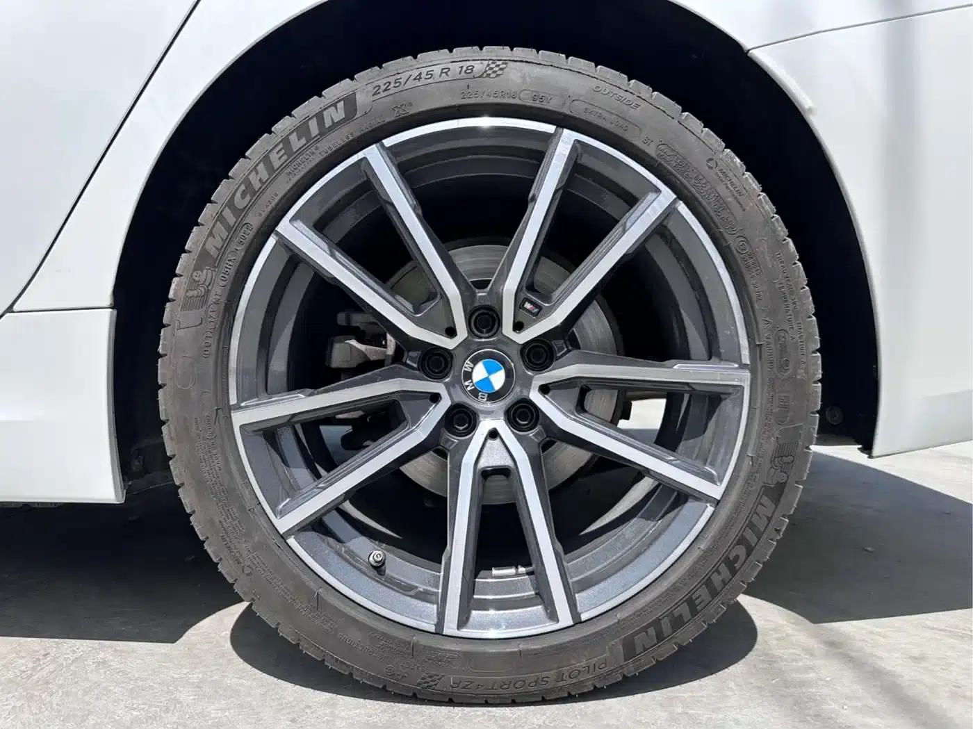 2023 BMW 3 Series 320Li M Sport Package — миниатюра 6