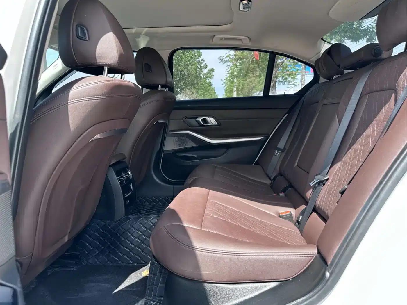 2023 BMW 3 Series 320Li M Sport Package — миниатюра 8