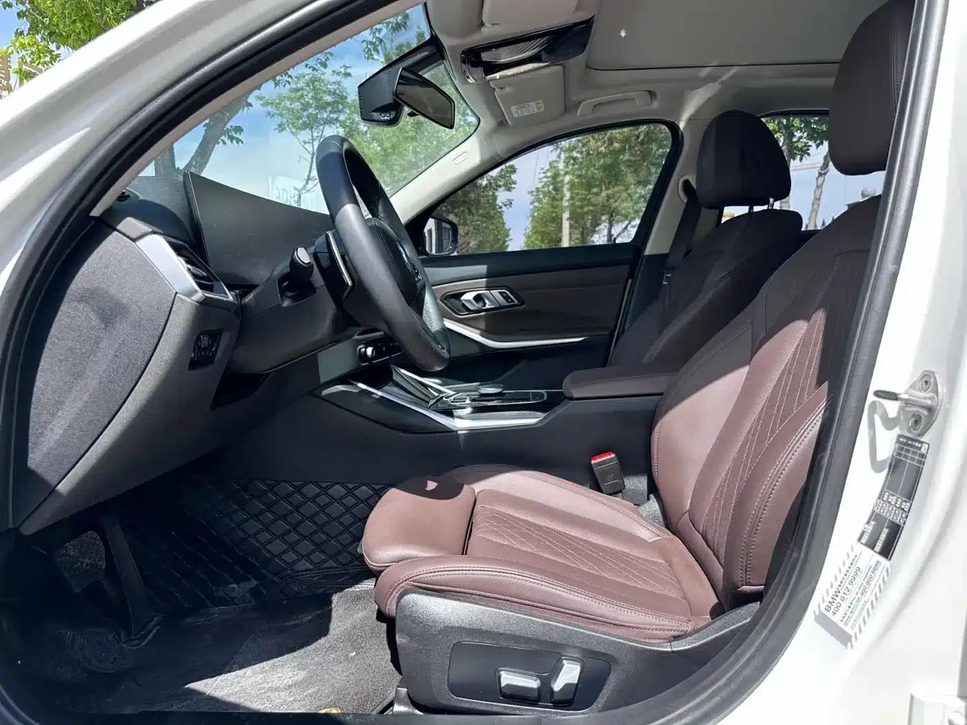 2023 BMW 3 Series 320Li M Sport Package — миниатюра 9