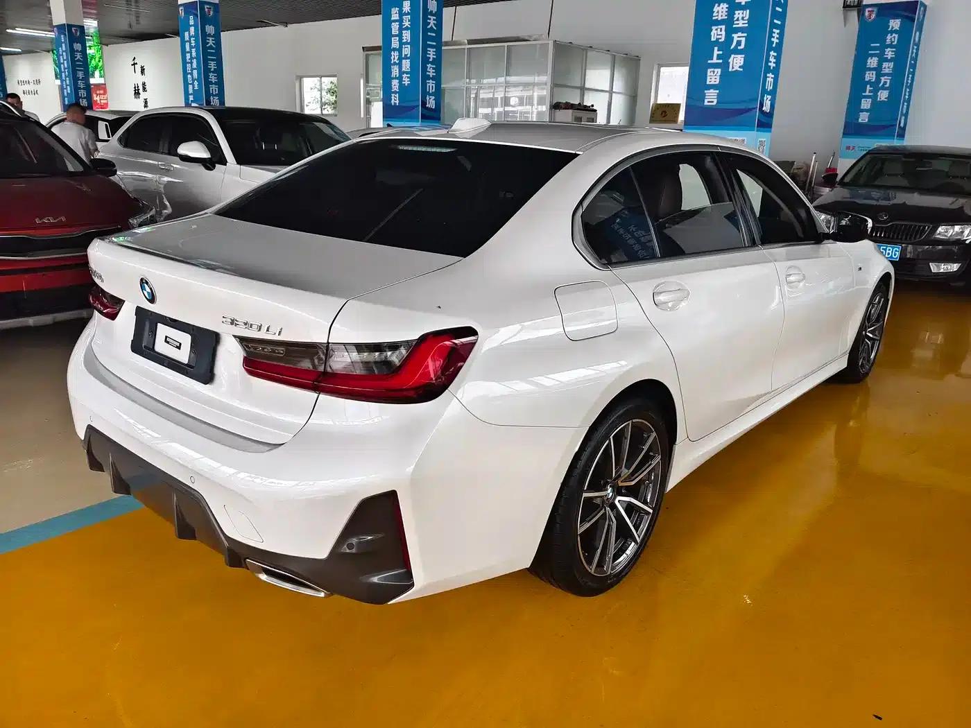 2023 BMW 3 Series 320Li M Sport Package — миниатюра 11