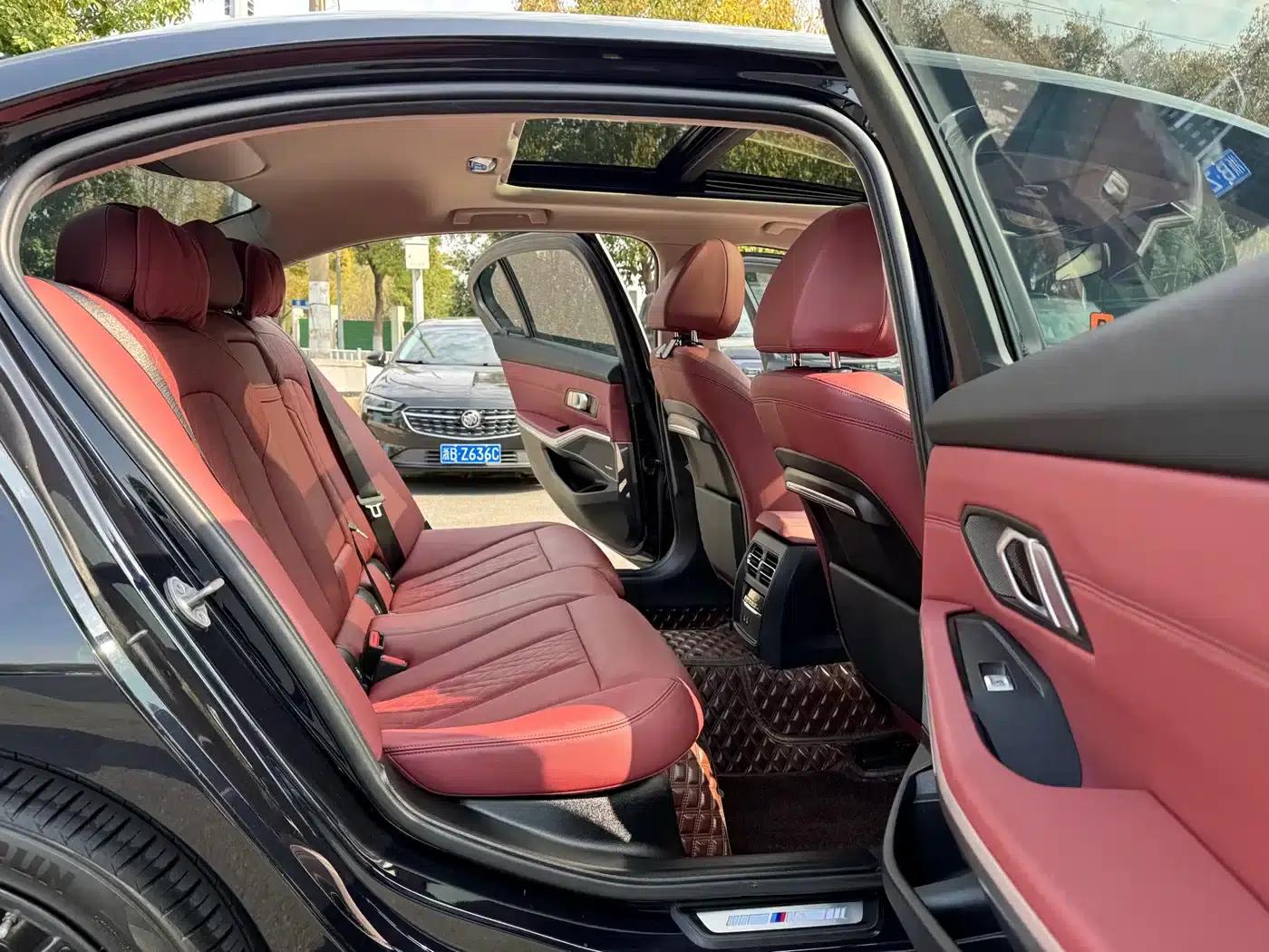 2022 BMW 3 Series 325Li M Sport Shadow Edition — миниатюра 14