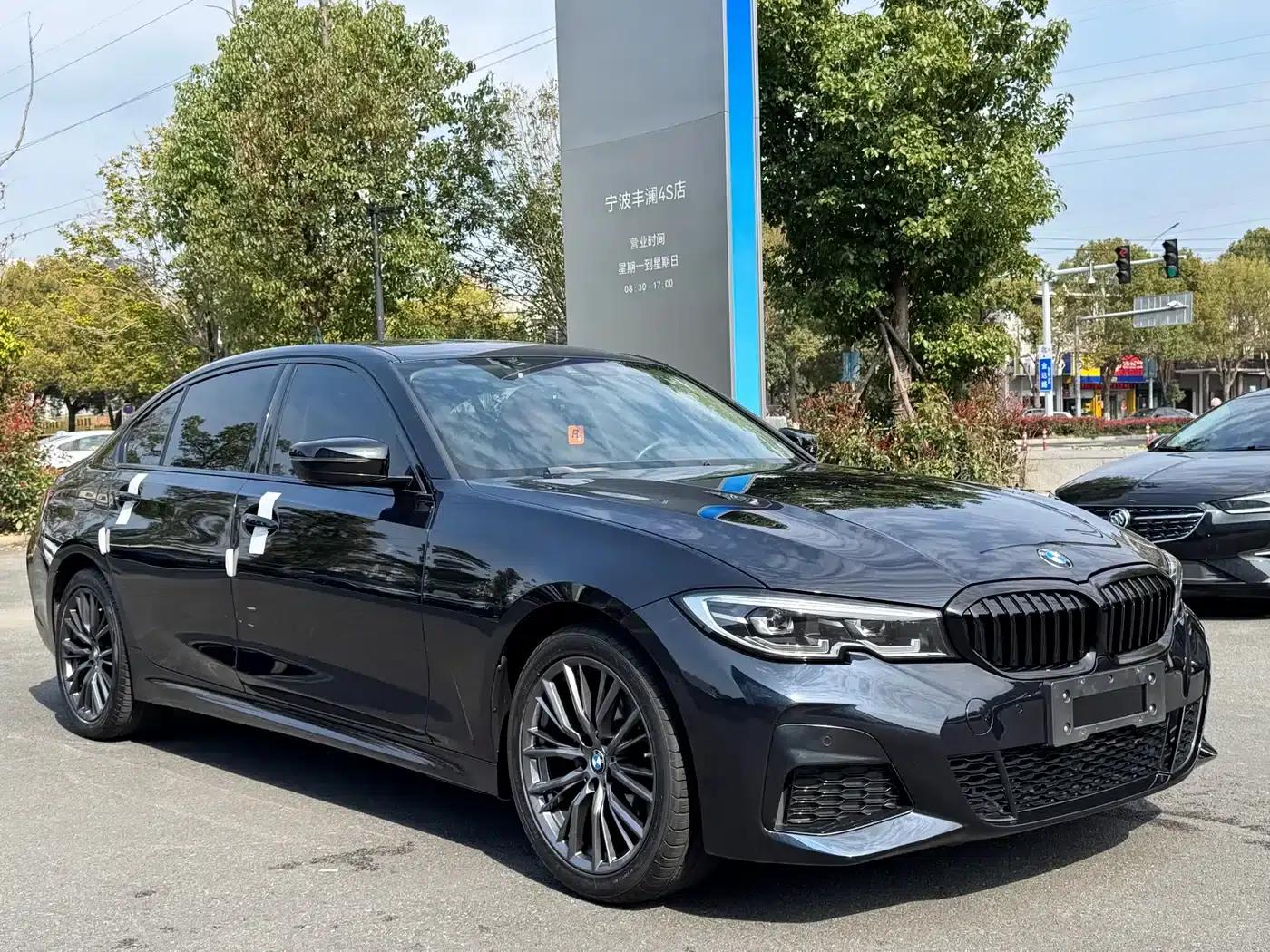 2022 BMW 3 Series 325Li M Sport Shadow Edition — миниатюра 3