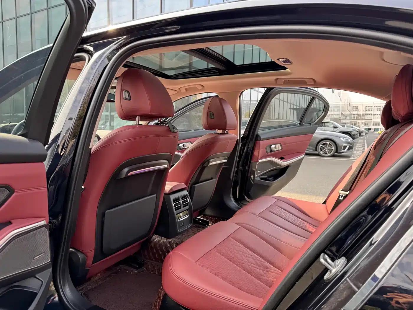 2022 BMW 3 Series 325Li M Sport Shadow Edition — миниатюра 8