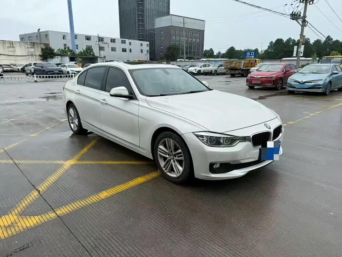 2017 BMW 3 Series 320Li Fashion Edition — миниатюра 3