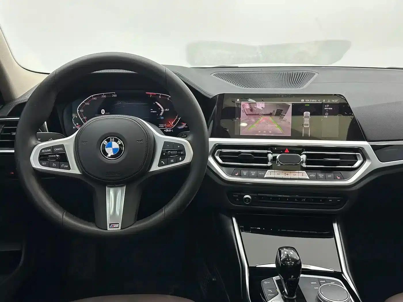 2022 BMW 3 Series 320Li M Sport Package — миниатюра 11