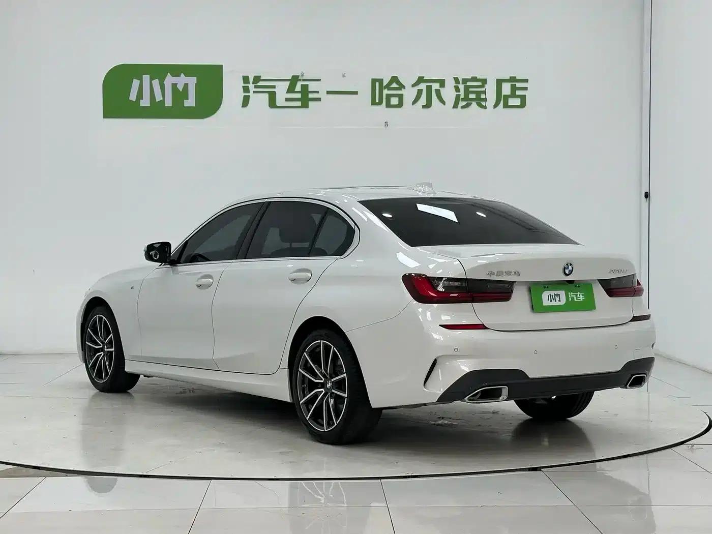 2022 BMW 3 Series 320Li M Sport Package — миниатюра 4