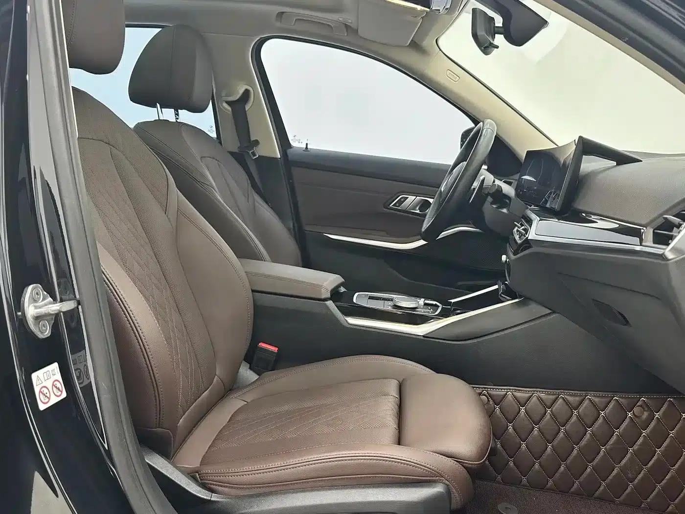 2023 BMW 3 Series 320Li M Sport Package — миниатюра 8