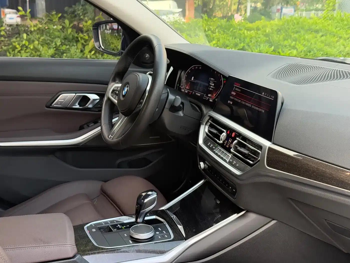 2021 BMW 3 Series 325Li M Sport Package — миниатюра 13