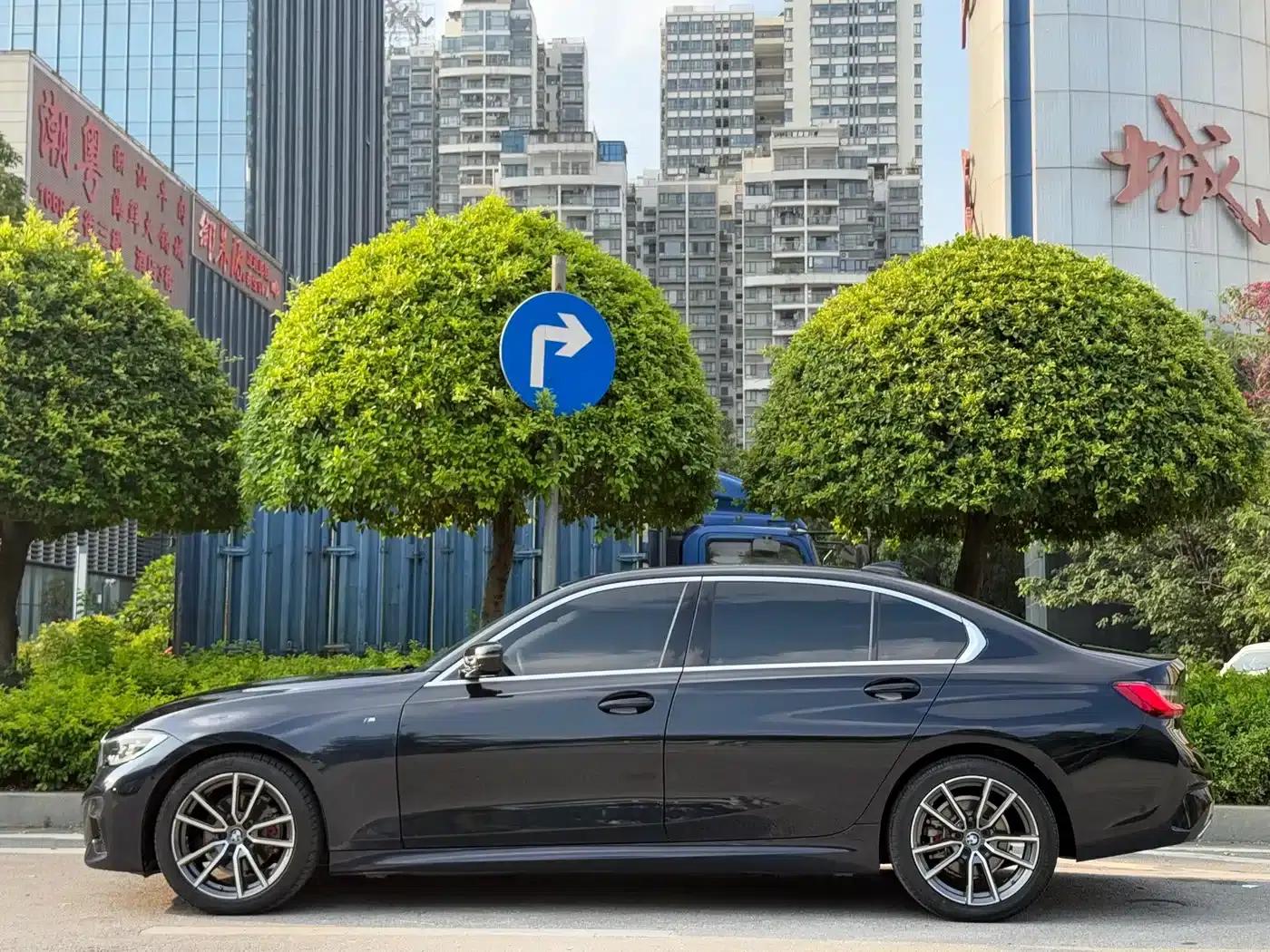 2021 BMW 3 Series 325Li M Sport Package — миниатюра 8