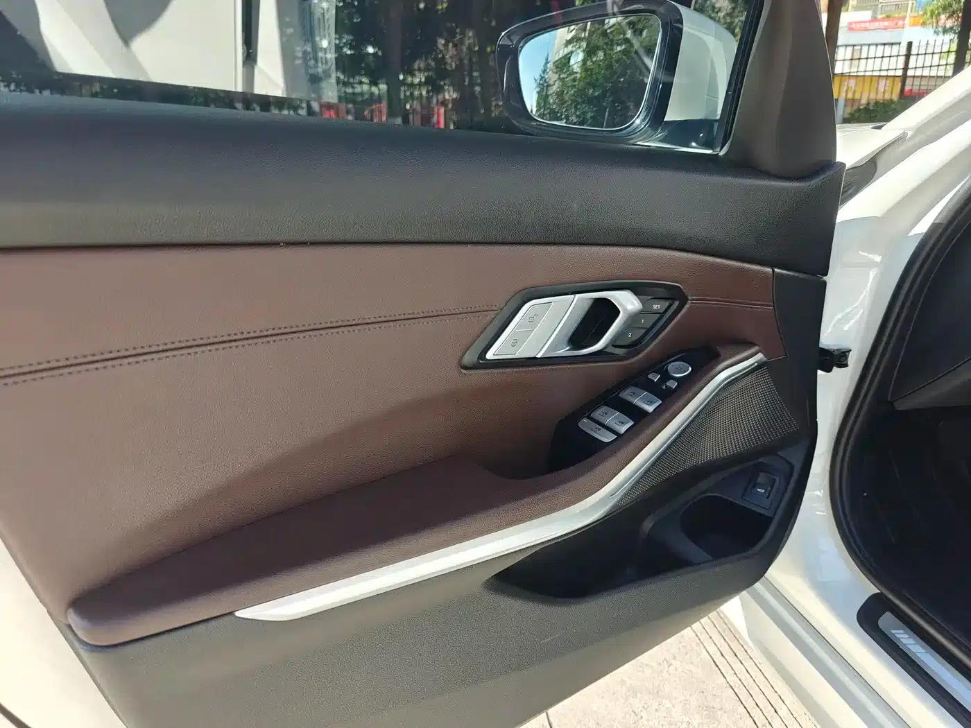 2022 BMW 3 Series 325Li M Sport Package — миниатюра 6