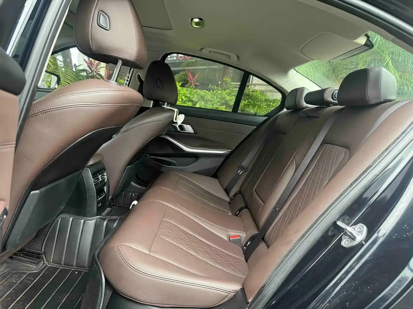 2022 BMW 3 Series 325i M Sport Package — миниатюра 7