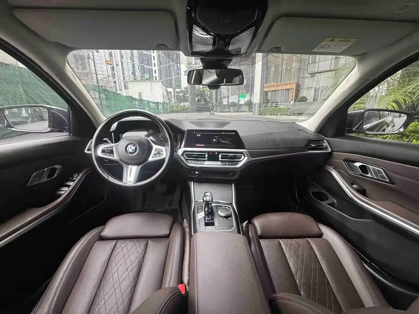 2022 BMW 3 Series 325i M Sport Package — миниатюра 9
