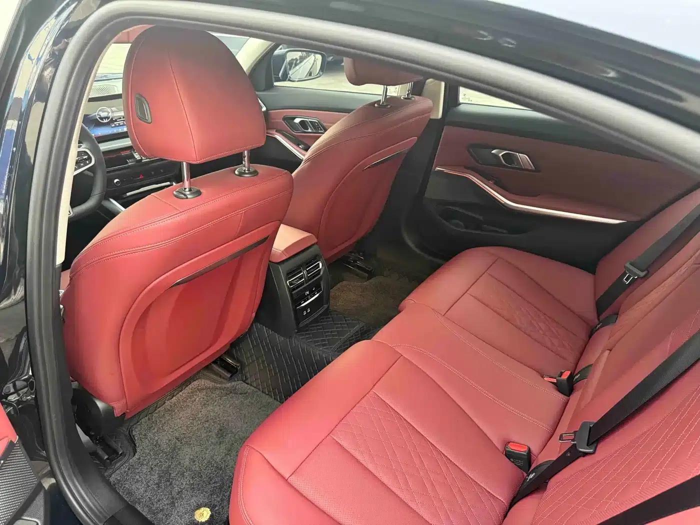 2025 BMW 3 Series 325Li M Sport Package — миниатюра 11