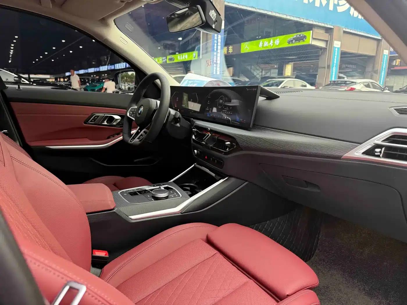 2025 BMW 3 Series 325Li M Sport Package — миниатюра 9