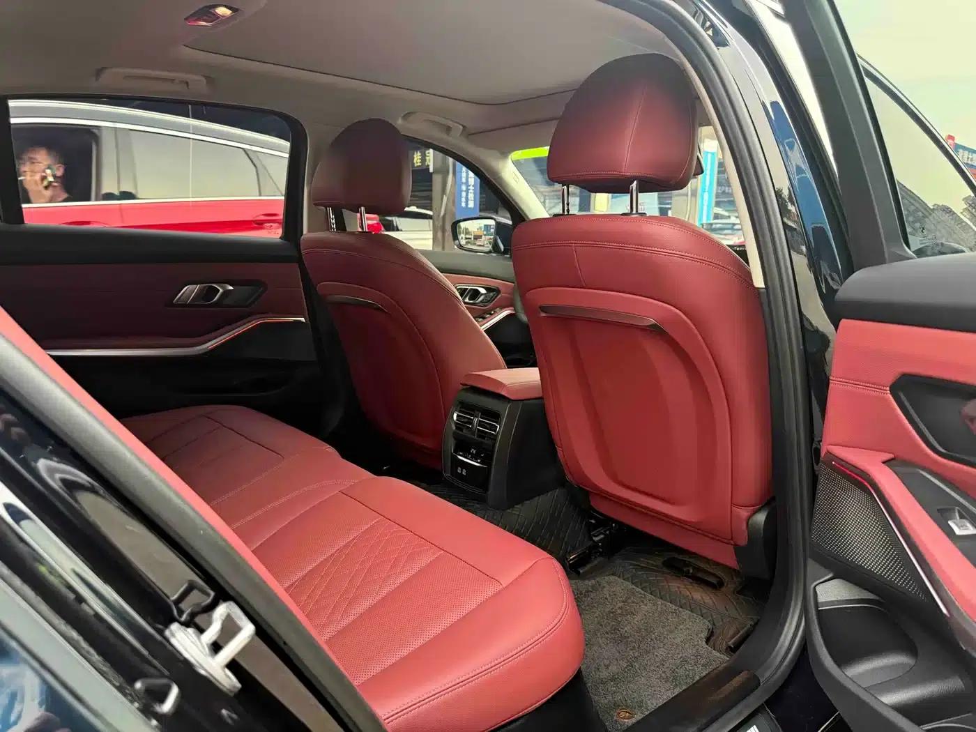 2025 BMW 3 Series 325Li M Sport Package — миниатюра 10