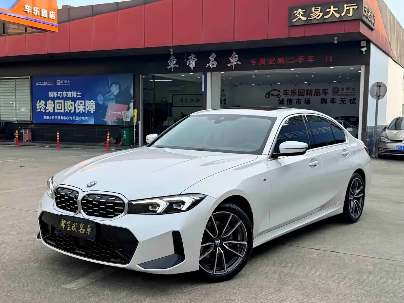 2025 BMW 3 Series 325i M Sport Package — миниатюра 1