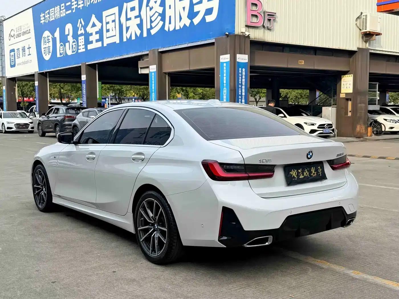 2025 BMW 3 Series 325i M Sport Package — миниатюра 14