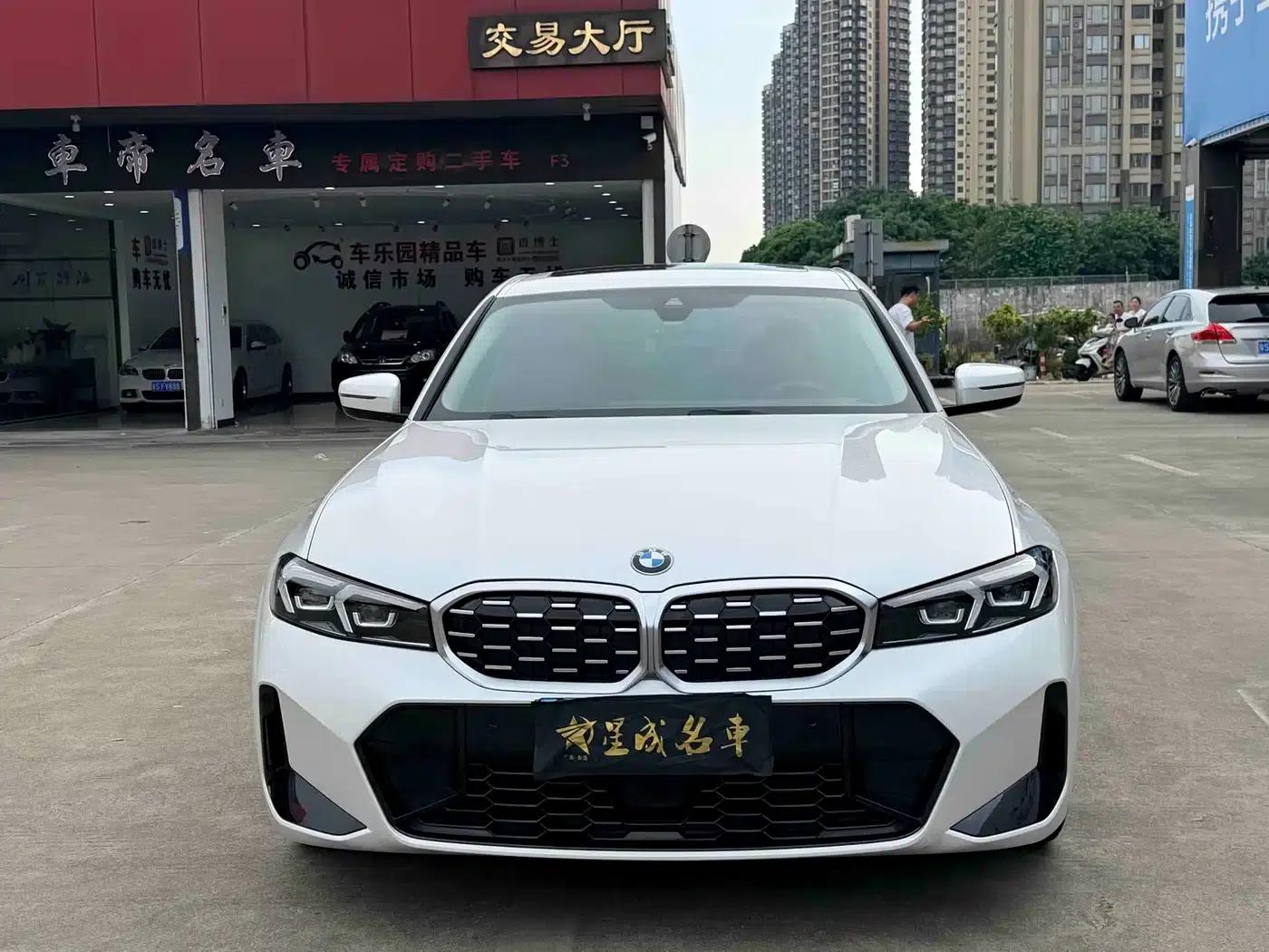2025 BMW 3 Series 325i M Sport Package — миниатюра 3