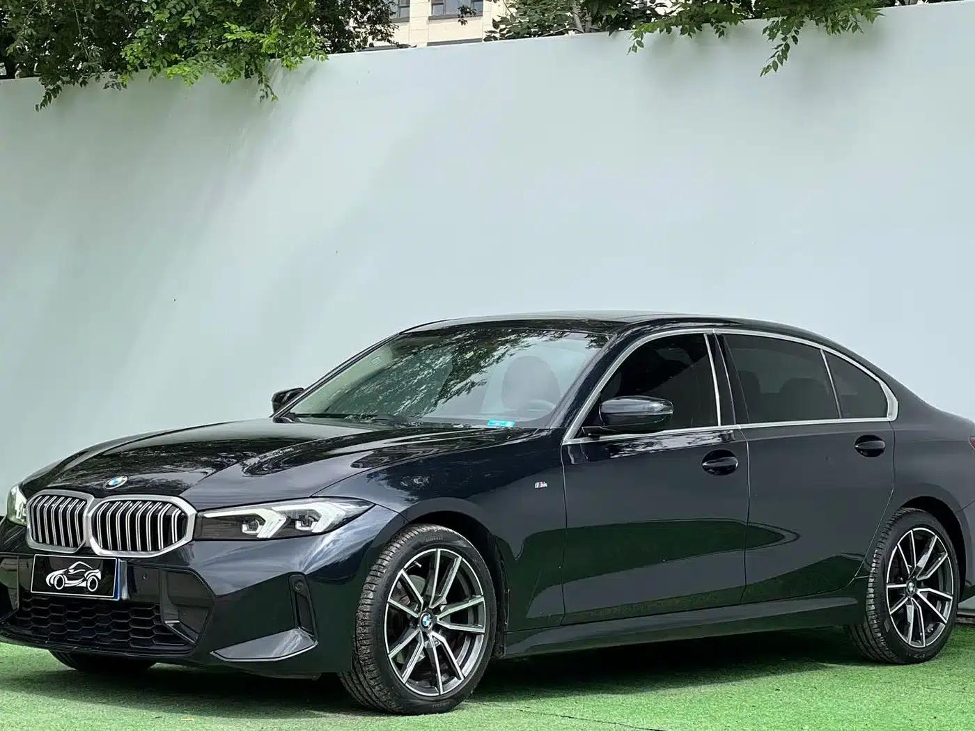 2023 BMW 3 Series 320Li M Sport Package — миниатюра 1