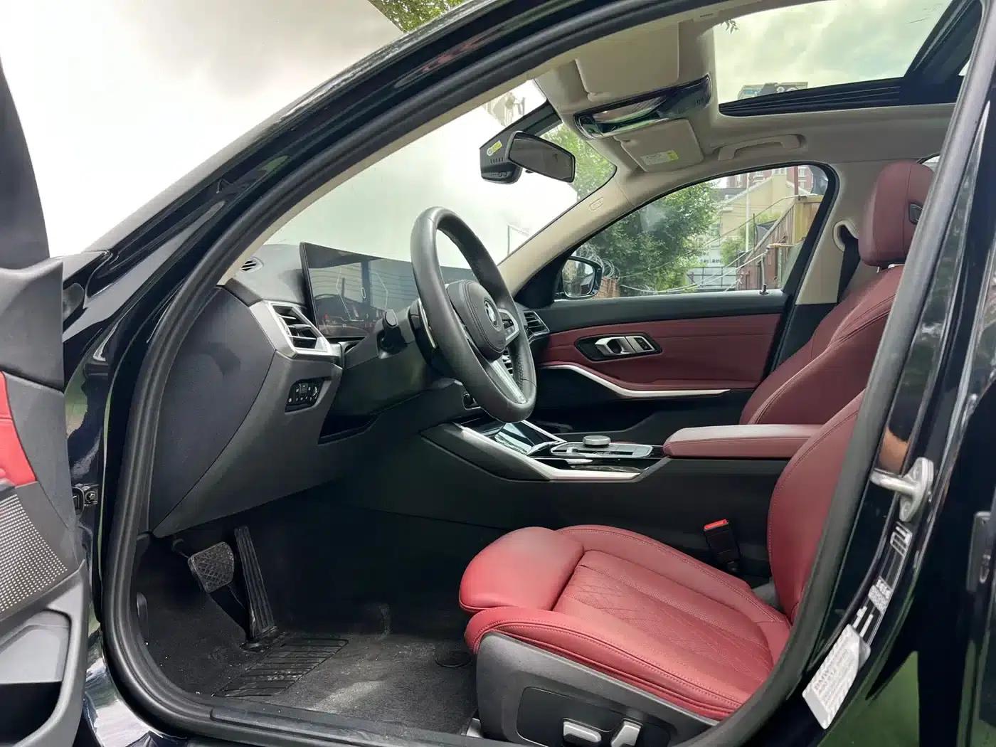 2023 BMW 3 Series 320Li M Sport Package — миниатюра 4