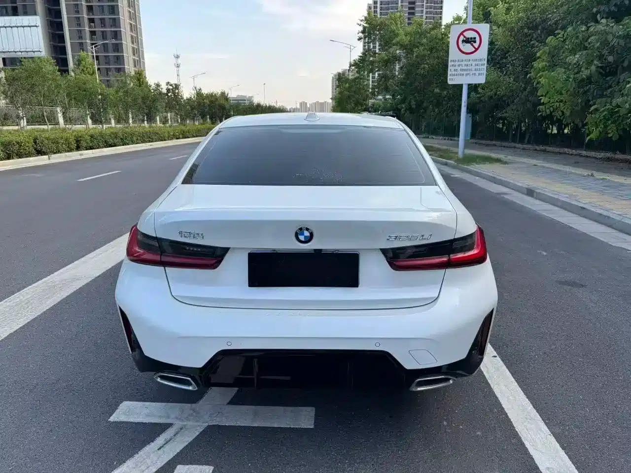 2025 BMW 3 Series 325Li M Sport Package — миниатюра 8