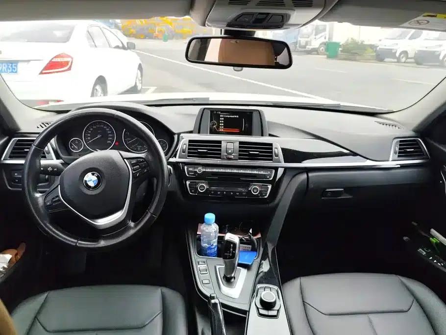 2017 BMW 3 Series 318Li Fashion Edition — миниатюра 12